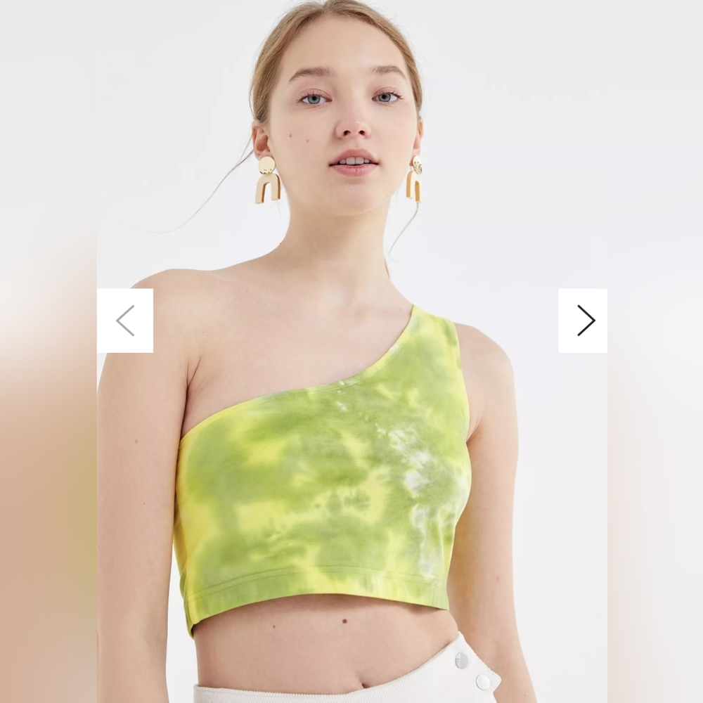 Urban Outfitters 1 shoulder tie-dye Crop Top in Green 💚 & 🟡size M
